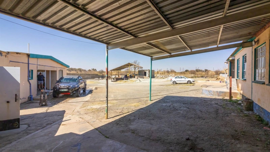 To Let  Bedroom Property for Rent in Kroonstad Industrial Free State